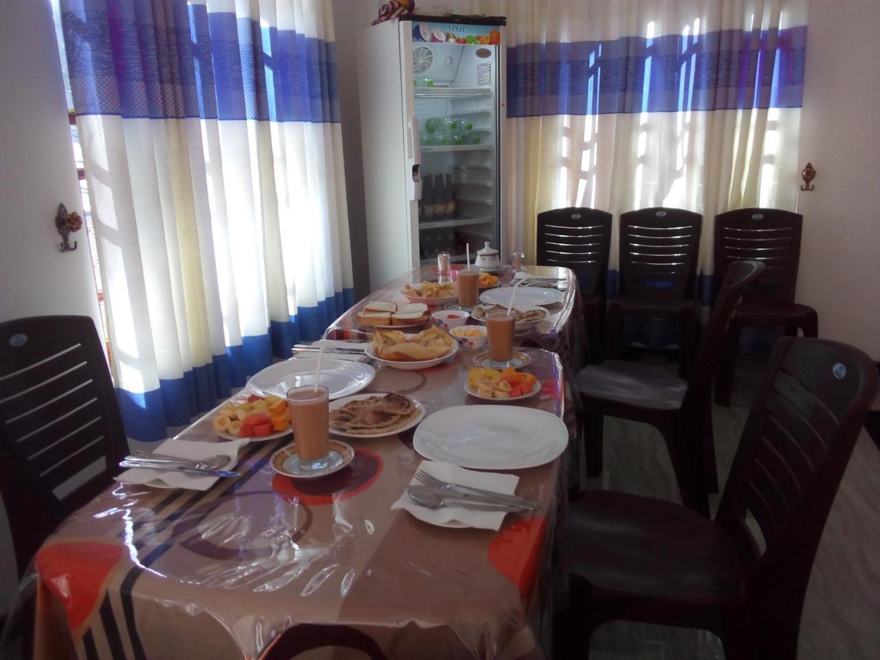 Lavendra Guset House Hotel Nallathanniya Luaran gambar